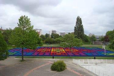 Le terrain de sport du parc Massillon mis en couleur