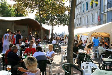 Marché aux poissons : à table !