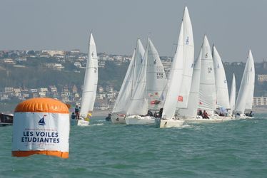 voiles-etudiantes.jpg