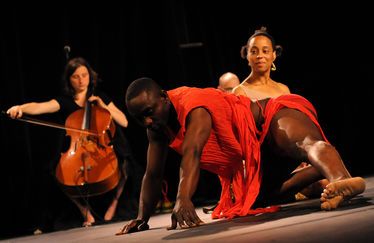 Danses africaines cérémonielles et influences sur la danse contemporaine