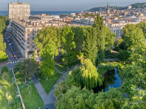 Vue aérienne sur le square Saint Roch